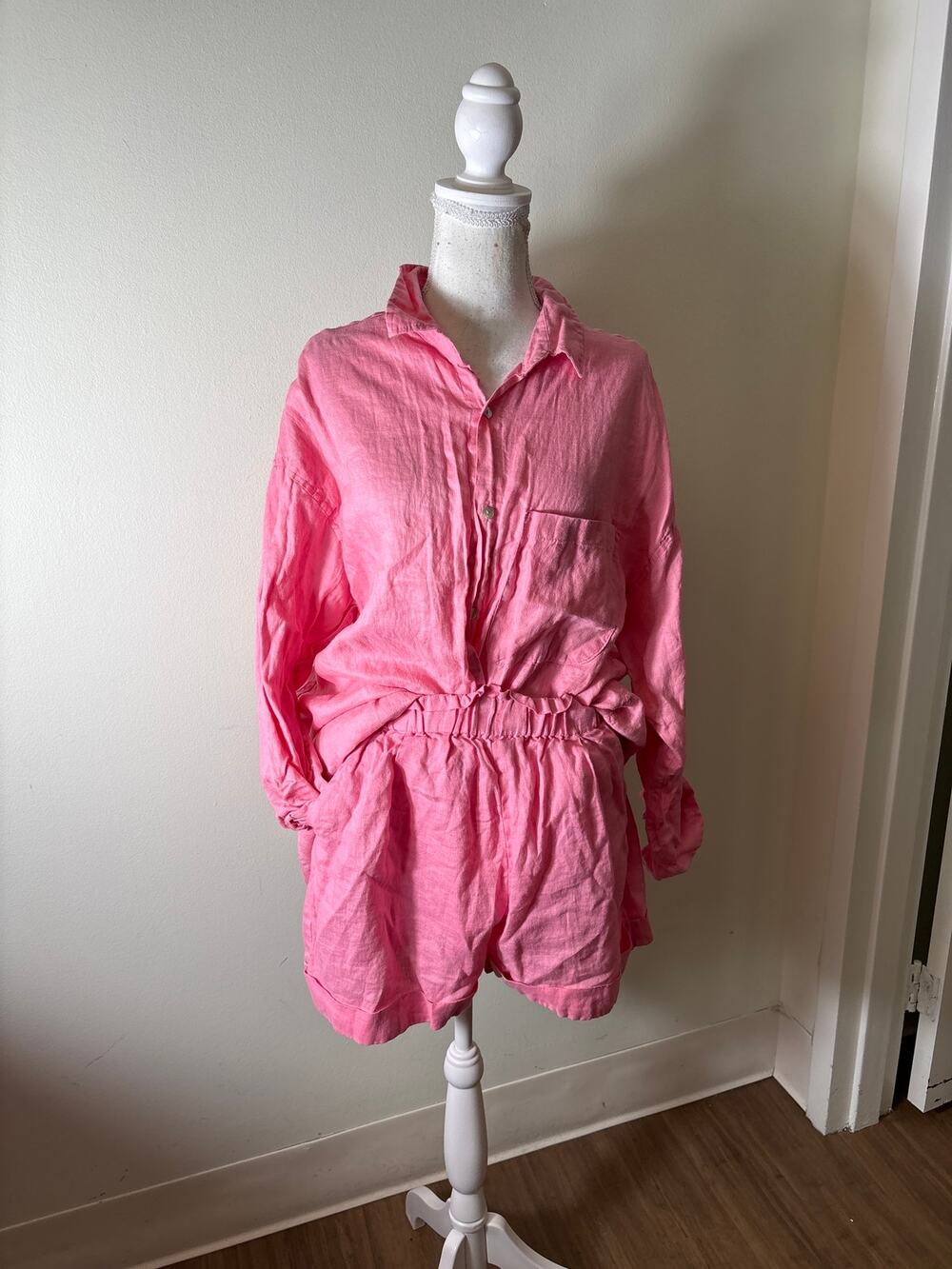 Rove Bright Pink Linen Shirt and Short Set Sz M